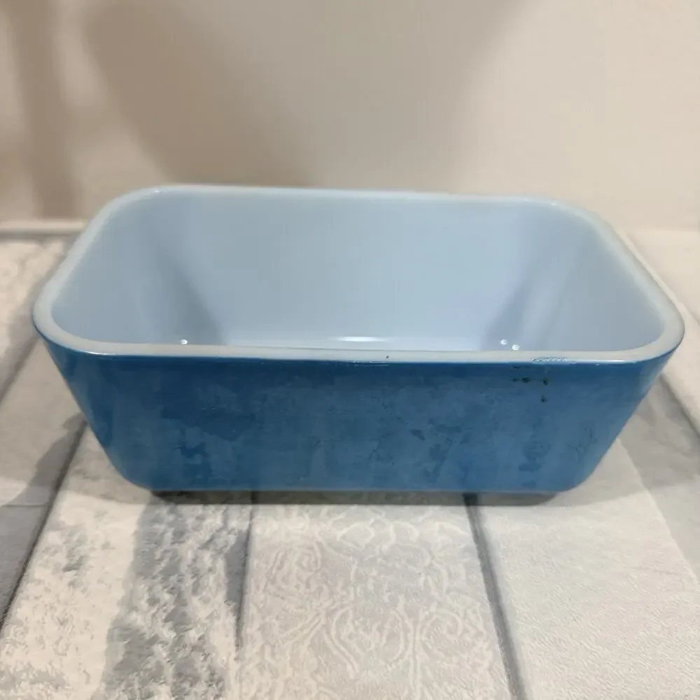 PYREX Blue Refrigerator Dish, Baking Dish 0502, No Lid, Excellent Condition